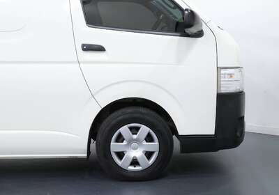 2014 TOYOTA HIACE LWB