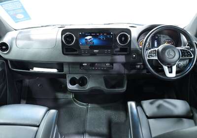 2019 MERCEDES-BENZ SPRINTER 419CDI LOW ROOF MWB 7G-TRONIC + RWD