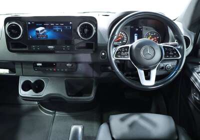 2019 MERCEDES-BENZ SPRINTER 419CDI LOW ROOF MWB 7G-TRONIC + RWD