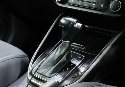 2016 KIA RONDO SI