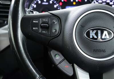 2016 KIA RONDO SI