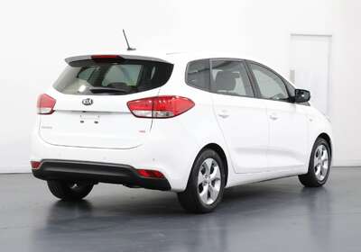2016 KIA RONDO SI