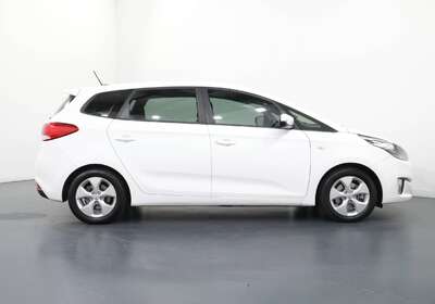 2016 KIA RONDO SI