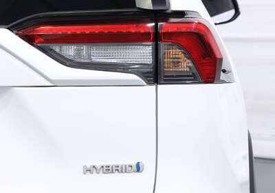 2020 TOYOTA RAV4 GX (AWD) HYBRID