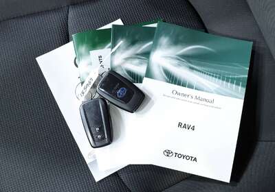 2020 TOYOTA RAV4 GX (AWD) HYBRID