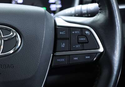 2021 TOYOTA KLUGER GX 2WD