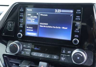 2021 TOYOTA KLUGER GX 2WD