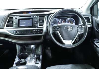 2019 TOYOTA KLUGER GX (4X4)