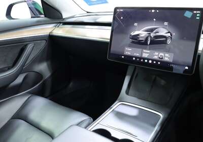 2023 TESLA MODEL 3 REAR-WHEEL DRIVE