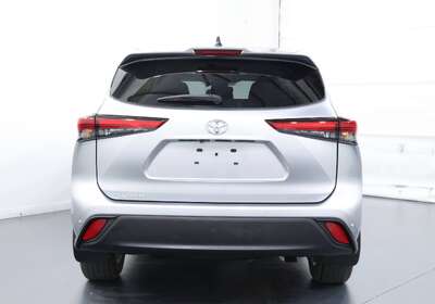 2023 TOYOTA KLUGER GX 2WD