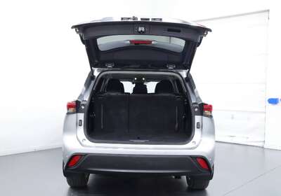 2023 TOYOTA KLUGER GX 2WD