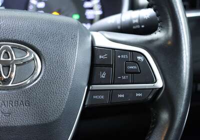 2023 TOYOTA KLUGER GX 2WD