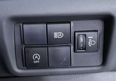 2023 TOYOTA KLUGER GX 2WD