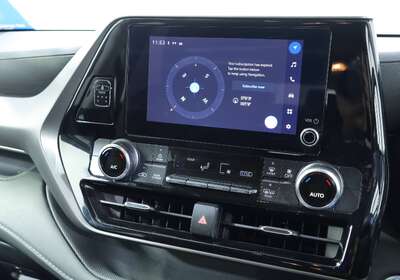 2023 TOYOTA KLUGER GX 2WD