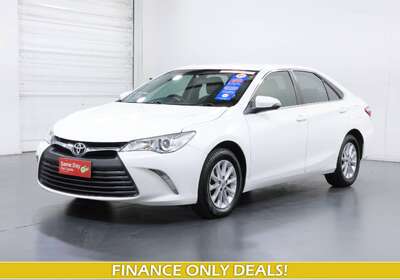2016 TOYOTA CAMRY ALTISE