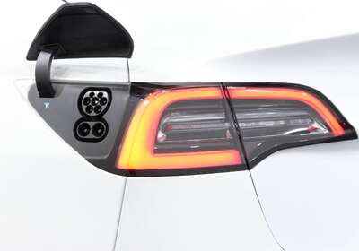 2020 TESLA MODEL 3 STANDARD RANGE RWD