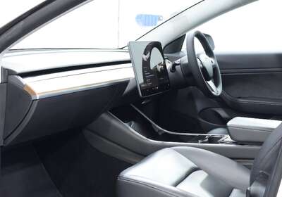 2020 TESLA MODEL 3 STANDARD RANGE RWD