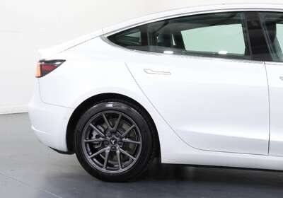 2020 TESLA MODEL 3 STANDARD RANGE RWD