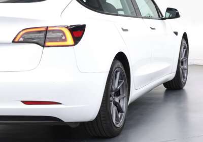 2020 TESLA MODEL 3 STANDARD RANGE RWD