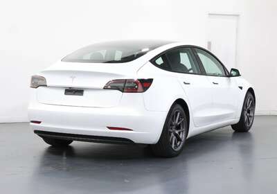 2020 TESLA MODEL 3 STANDARD RANGE RWD