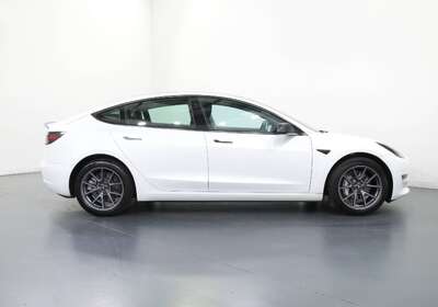 2022 TESLA MODEL 3 REAR-WHEEL DRIVE