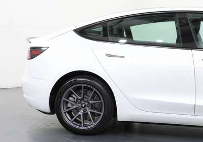 2022 TESLA MODEL 3 REAR-WHEEL DRIVE