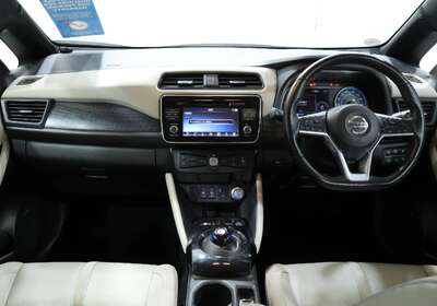 2019 NISSAN LEAF ZE1