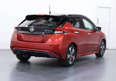 2019 NISSAN LEAF ZE1