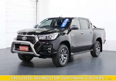 2020 TOYOTA HILUX SR (4X4)