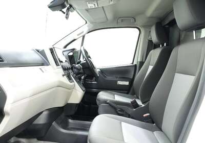 2021 Toyota Hiace 
