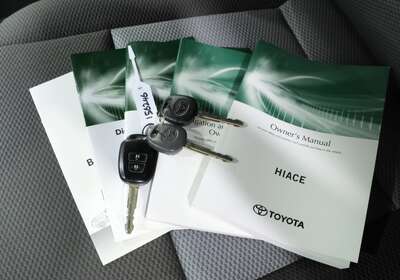 2021 Toyota Hiace 