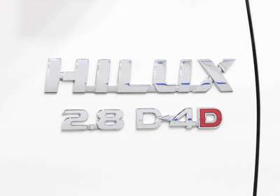 2019 Toyota Hilux SR