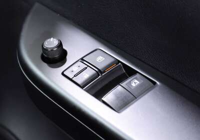 2019 Toyota Hilux SR