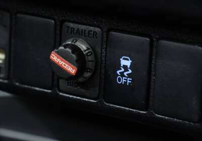 2019 Toyota Hilux SR