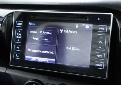 2019 Toyota Hilux SR