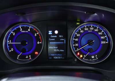 2019 Toyota Hilux SR