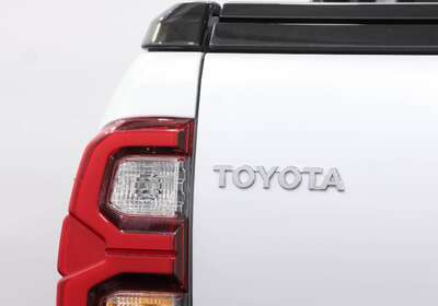 2023 Toyota Hilux Rogue