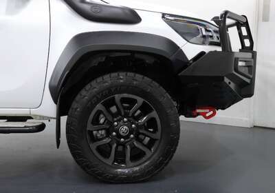 2023 Toyota Hilux Rogue