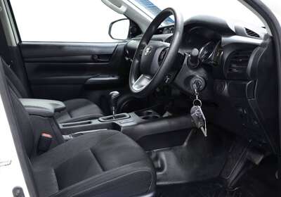 2023 Toyota Hilux SR Hi-Rider