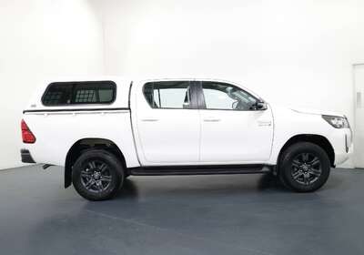 2023 Toyota Hilux SR Hi-Rider