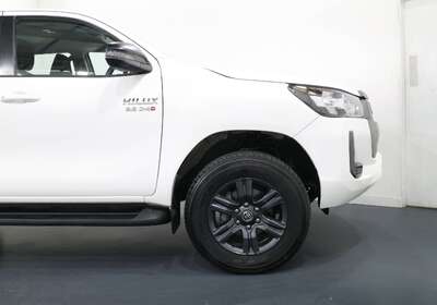 2023 Toyota Hilux SR Hi-Rider