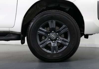 2023 Toyota Hilux SR Hi-Rider