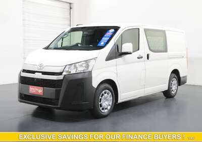 2022 Toyota Hiace 