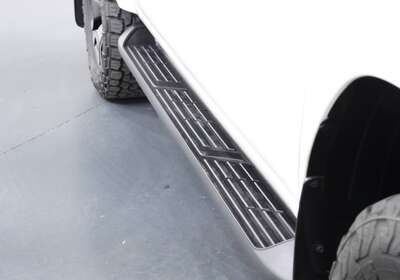 2023 Toyota Hilux SR5