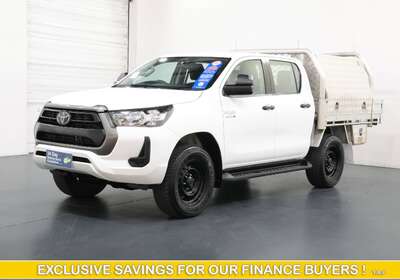 2022 Toyota Hilux SR