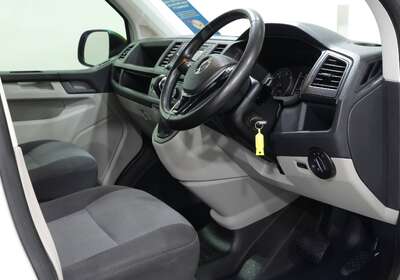 2018 Volkswagen Transporter TDI400