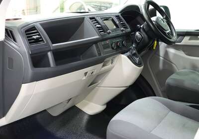 2018 Volkswagen Transporter TDI400