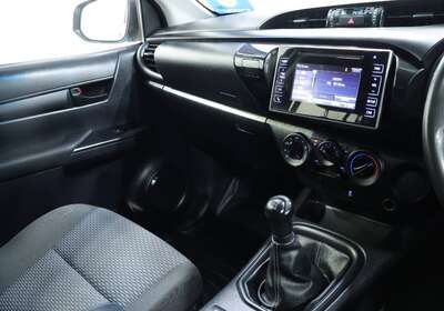 2015 Toyota Hilux Workmate