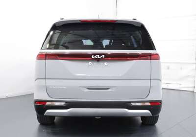 2022 Kia Carnival S