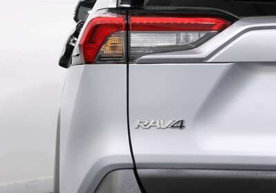 2024 Toyota RAV4 GXL HYBRID